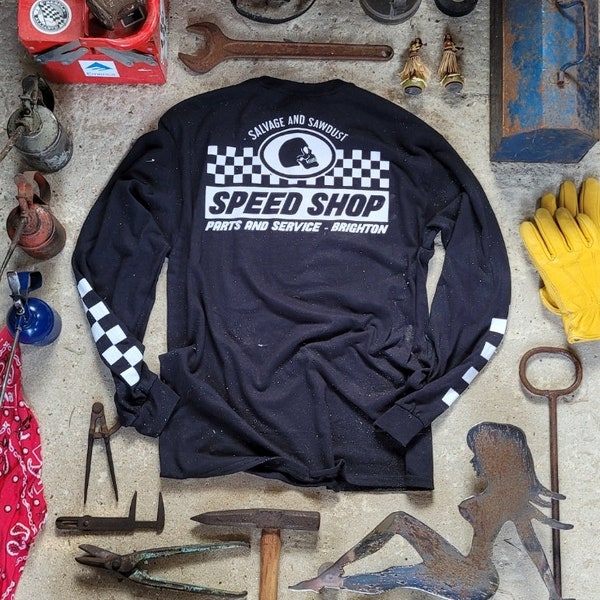 Salvage and Sawdust Limited Edition Speed Shop T-Shirt, langärmlig.