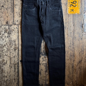 ONI 679A1Z Red Line Selvedge Denim Heavyweight Jeans. Made in Japan, Size W34”/L33”.
