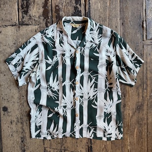 Camisa hawaiana Edwin antigua, rara y original. Hecha en Japón, talla mediana.