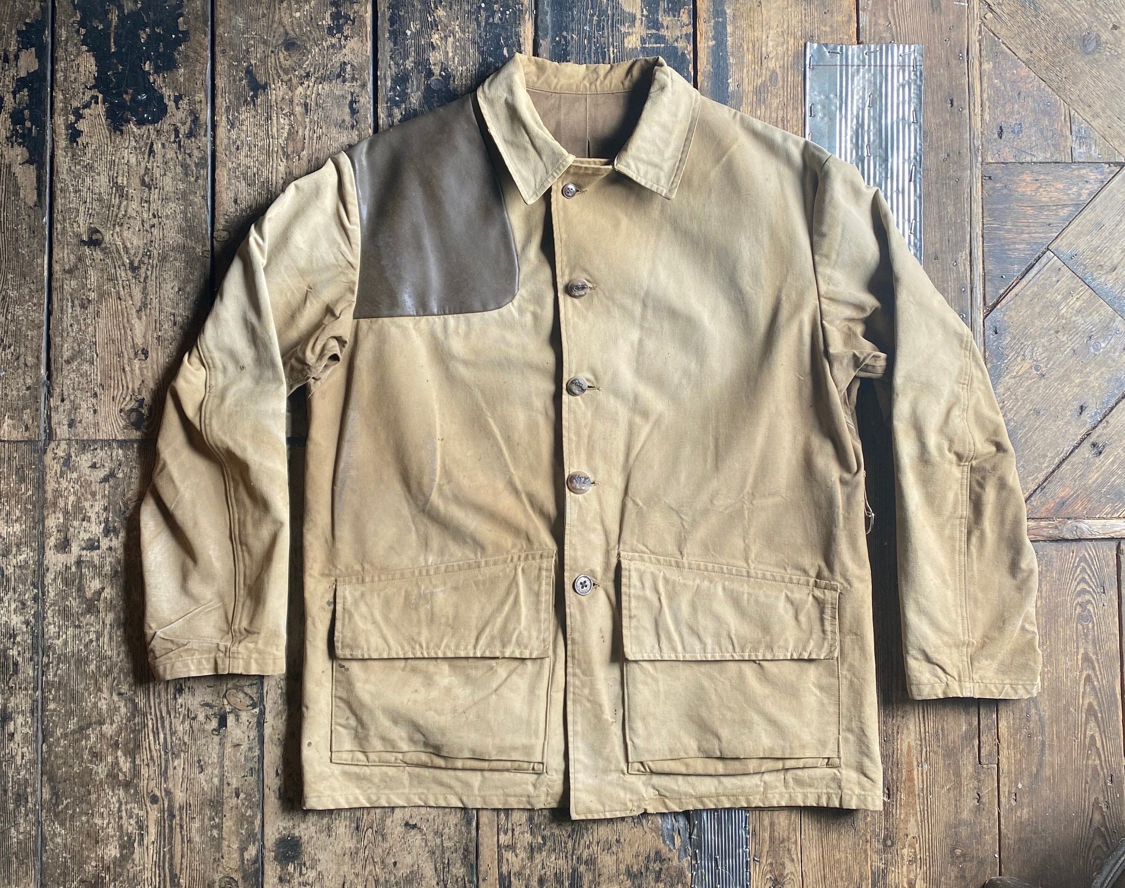 Vintage 1950/60s French Canvas Hunting Jacket, Brand Toile colam, Leather Padded Shoulder, Game Bone Buttons, Poachers Pocket, Large - Etsy UK Vintage 1950/60s French Canvas Hunting Jacket, Brand Toile colam, Leather Padded Shoulder, Game Bone Buttons, Poachers Pocket, Large - Etsy UK