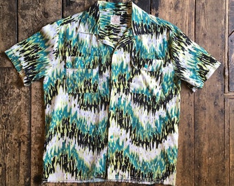 Levis Vintage Clothing, LVC, Short Horn, Sanforzed, Loop Collar shirt, Size Small, Green Aztec Inspired Pattern.