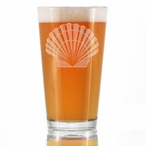 Seashell Engraved 16 Oz Pint Glass, Unique Decorative Gift for Beach House, Nautical Decor Birthday Gifts with Seashells