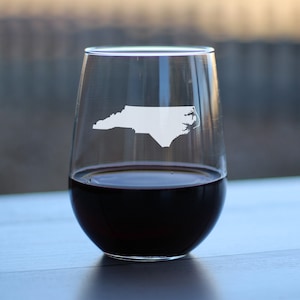 North Carolina State Outline Stemless Wine Glass - Etched Sayings, Engraved Gifts for North Carolinians - Large 17 Oz