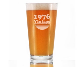 Vintage 1976 - Pint Glass for Beer - 50th Birthday Gifts for Men or Women Turning 50 - Fun Bday Party Decor - 16 oz