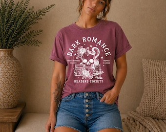 Camiseta del Club de Lectores de Romance Oscuro, Camiseta Gótica Literaria, Ropa BookTok de Enemigos a Amantes