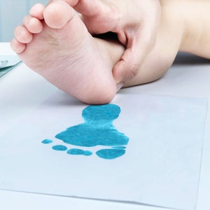 Blue - Baby Inkless Print Kit with 2 Special Wipes by Forever Fun Times | Baby Hand and Footprint Kit with 8 20.6x14cm Sheets of Paper