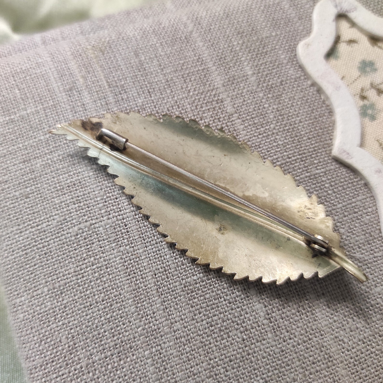 Old brass brooch Leaf brooch Vintage jewelry Etsy