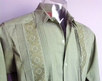 Guayabera verde olivo new arrivals