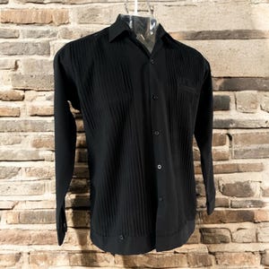 Classic Black Guayabera Men Shirt Long Sleeve Mexican Men&#39;s Shirt Pintucks Shirt Different Sizes