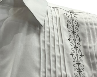 Short Sleeve Classic Guayabera -  Size 40 - White Shirt - Mexican Men's Shirt - Embroidered Shirt - Silver Embroidered