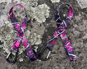 Muddy girl bucket straps