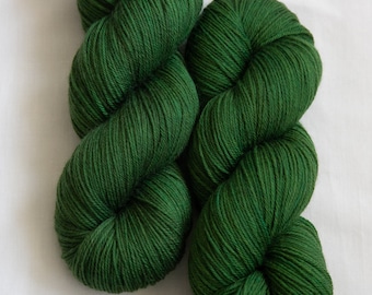 Reverend Green - Hand Dyed Merino Fingering 4ply Sock Yarn