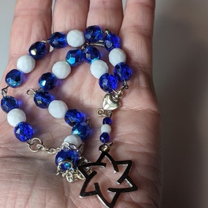 Blue & White Auto Rear-View Mirror Rosary with Star of David Charm