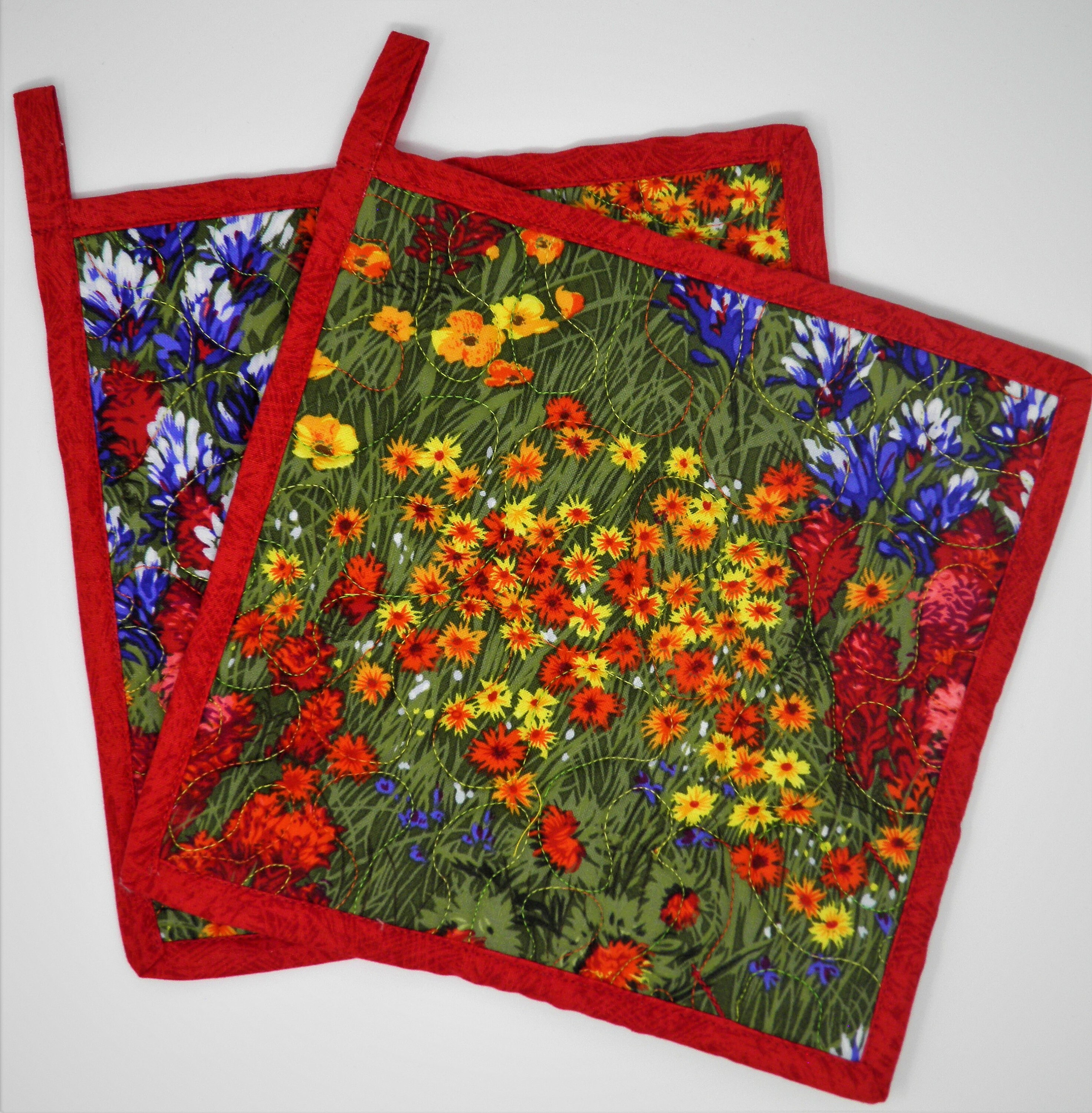 XLayer - Set of 2 Mountain Wildflower Pot Holders;  Potholders;  Hot …