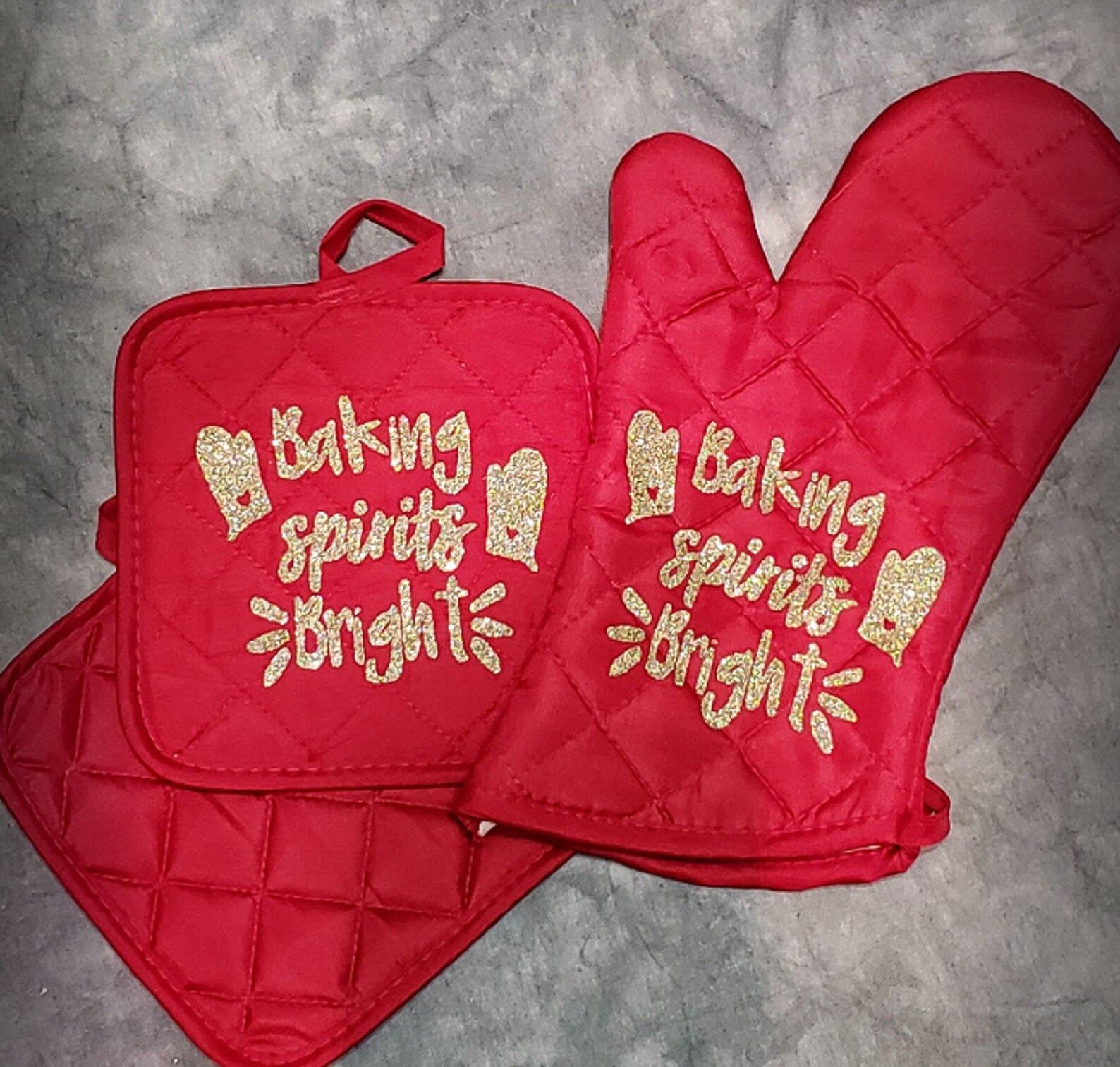 Oven mitt and pot holder set red potholders custom potholder Etsy