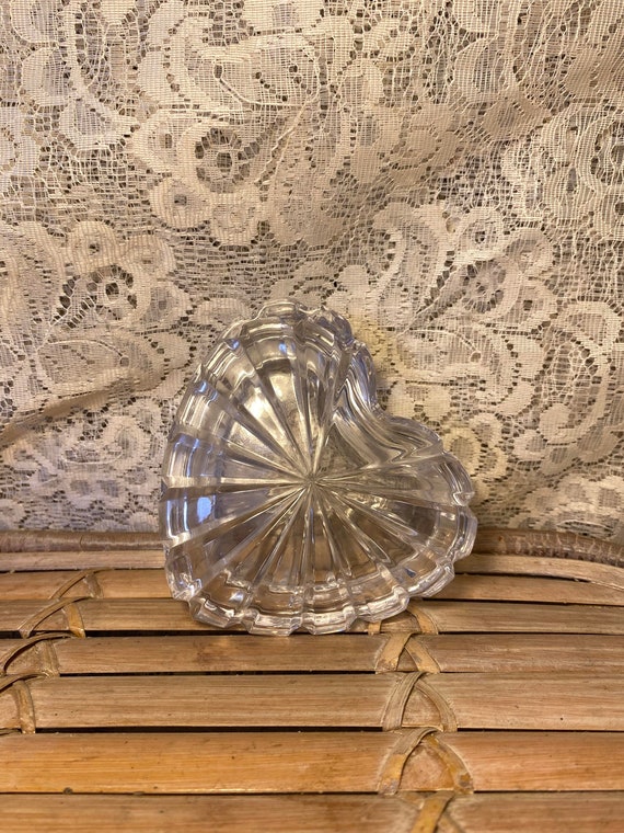 Crystal Clear Heart Glass Trinket Box | Heart Tri… - image 1