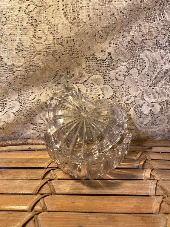 Crystal Clear Heart Glass Trinket Box | Heart Tri… - image 2