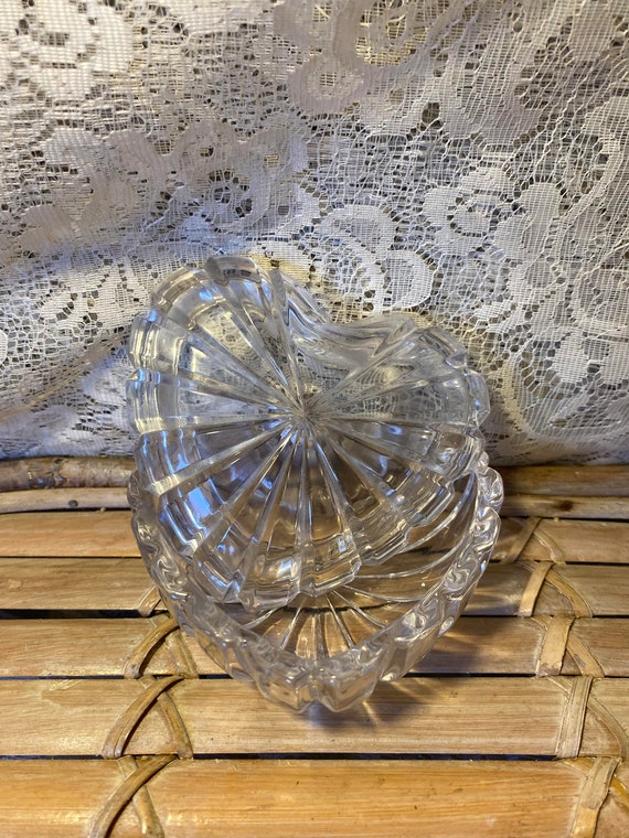 Crystal Clear Heart Glass Trinket Box | Heart Tri… - image 3