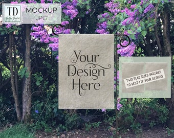 Burlap Flag Mockup per SVG o Sublimation Designs, Burlap Garden Flag Mockup, Yard Flag JPG Mock-Up con Lilacs
