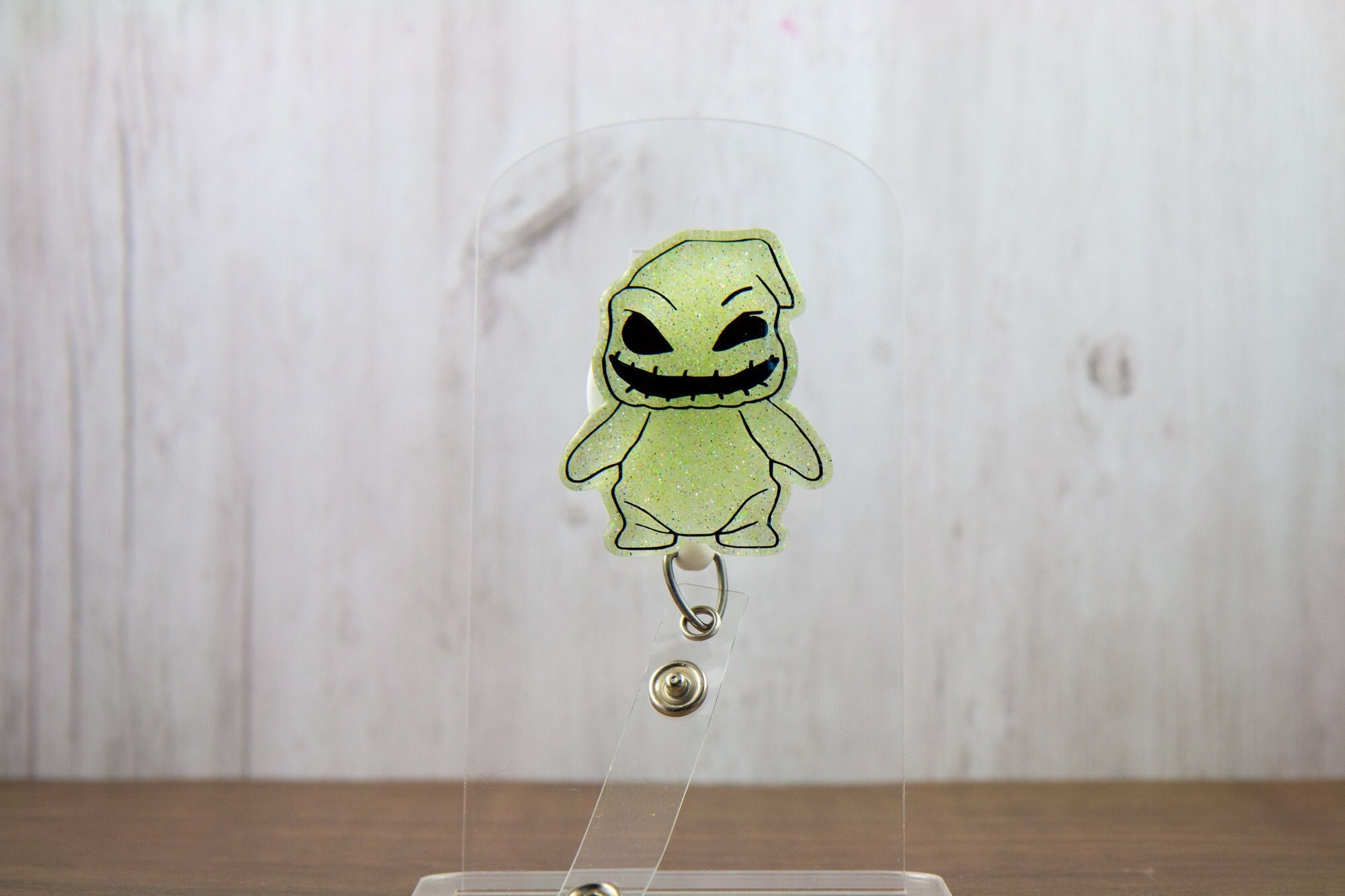 Boogie Man Abzeichen Rolle - {Glows in the Dark} | Nerdy und Geeky Badge Reels für Krankenschwestern, Lehrer und Schwestern