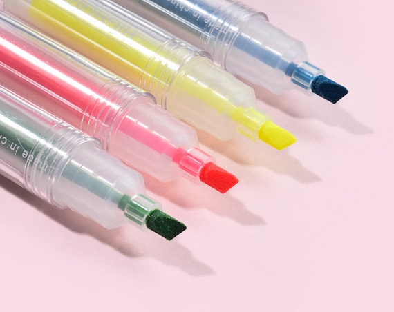 4 Colors/box Fine Glitter Highlighter Pen Set Fluorescent Markers  Highlighters Shiny Pens Art Marker Scrapbook Painted Cute Kawaii Stationery