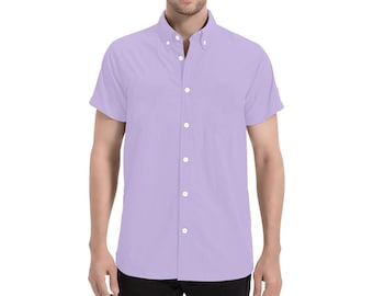 Camisa morada de manga corta con botones para hombre, vestido de verano abotonado informal con estampado de color sólido lavanda lila y cuello de talla grande