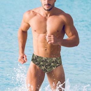 Camouflage Men Swim Briefs, Green Camo Sexy Swimwear Trunks Swimming Suit Swimsuit Low Rise Underwear Vintage Designer