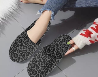 Black Leopard Women's Slipper, Animal Print Cheetah Grey House