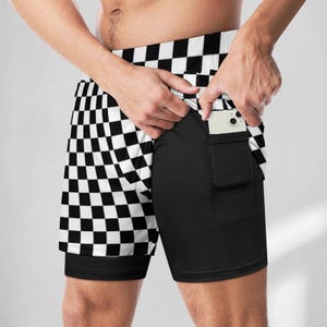 Karierte Männer 2 in 1 gefütterte Shorts, Schwarz Weiß Check Compression Liner Laufen Gym Workout Grafik Athletik Sport Mesh Taschen Kordelzug Bild 7
