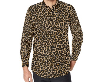 Pode incluir: Uma camisa de botões de manga comprida com padrão de leopardo marrom e preto.