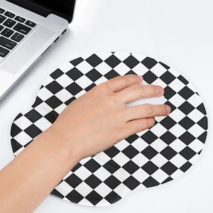 Kariertes Mauspad mit Handballenauflage, Schwarz-Weiß-Karo für Computerspiele Einzigartiger Schreibtisch Dekoratives Ergonomisches Design Runde Schaumstoffmatte