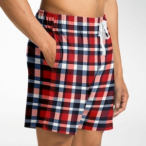 Buffalo Plaid Men Shorts, Red White Blue Tartan Check Beach Casual with Pockets 7 Inch Inseam Drawstring Casual Designer Summer