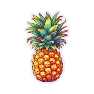 Op de afbeelding: Een kleurrijke sticker met een gestileerde ananas. De ananas heeft een getextureerd, geel-oranje lichaam en een kroon van groene en gele bladeren. Het ontwerp heeft een levendige, cartoonachtige uitstraling.