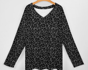 Black Leopard Women Long Sleeve Tshirt Loose Fit, Gray Animal