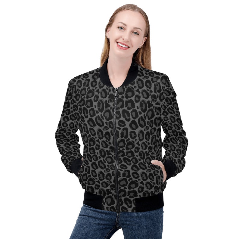 Chaqueta bomber de mujer de leopardo gris negro, estampado de guepardo animal con cremallera para invierno Vintage Varsity Warm Designer Coat Outfit Plus Size Ladies imagen 1