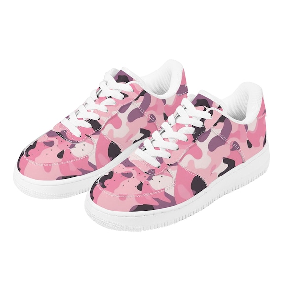Pink camo store shoes