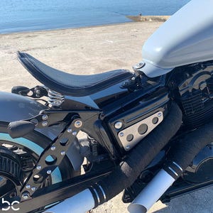 Honda Shadow VT1100c (Shaft) Right Cover Accent