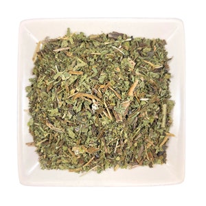 Organic Comfrey Leaf: Cut & Sifted (Symphytum officinale)