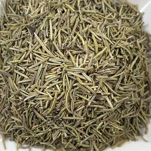 Biologische rozemarijn hele C/S (Rosmarinus officinalis) gesneden en gezeefd, ruw gesneden, verse batch - gratis verzending + gratis verzending in de VS