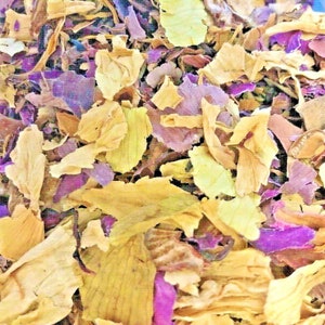 LOTUS FLOWER Red White Pink blend mix herb leaf Stamen Water Lily sacred Egyptian Organic wildcrafted Bulk Botanicals - Spice Discounters
