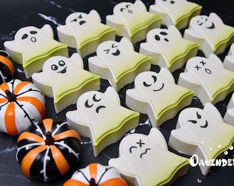 Ghost Bath Bomb - Spirit Halloween Fall Season