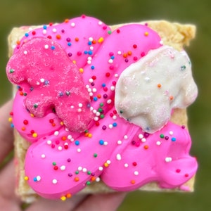 Party Animal/Frosted Animal Cracker Sugar Cookie Bars Recipe/Gourmet Bar Recipes/Cookie Bars/Gourmet Desserts/Circus