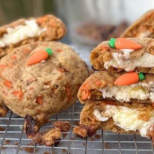 Carrot Cake Stuffed Cookie Recipe/Faux Cream Cheese Filling/Seasonal Recipes/Easter Recipe/ Gourmet Cookie Recipes/Desserts/Fall Autumn