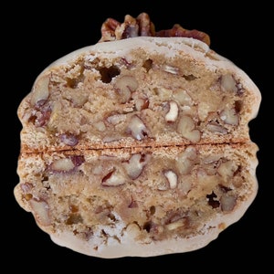 Giant Maple Pecan Cookie Recipe/Gourmet Cookie Recipe/Cookie/Desserts/Recipes imagem 2