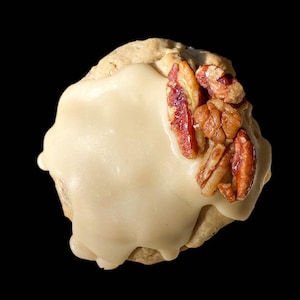 Maple Pecan Cookie Recipe/Gourmet Cookie Recipe/Cookie/Desserts/Recipes/Seasonal Bakes/Fall and Autumn
