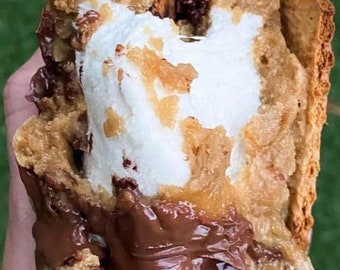 Giant Gimme S’more Cookie Recipe/Stuffed Cookies/Giant Cookies/Dessert/Hershey/S’mores