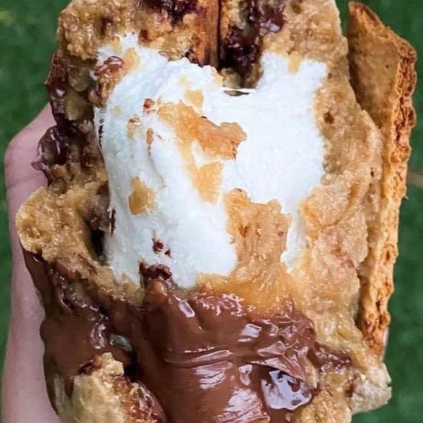 Giant Gimme S’more Cookie Recipe/Stuffed Cookies/Giant Cookies/Dessert/Hershey/S’mores