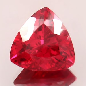 AAA+ Flawless Blood Red Mozambique Ruby Loose Trillion Gemstone Cut, Excellent Quality Ruby Ring And Fine Jewellery Making  11x11MM