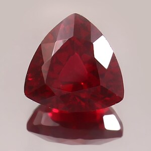 Flawless Pegion Red Mozambique Ruby Trillion Loose Gemstone Cut, Excellent Quality Ruby Ring And Fine Jewellery Making Gemstone 13x13 MM