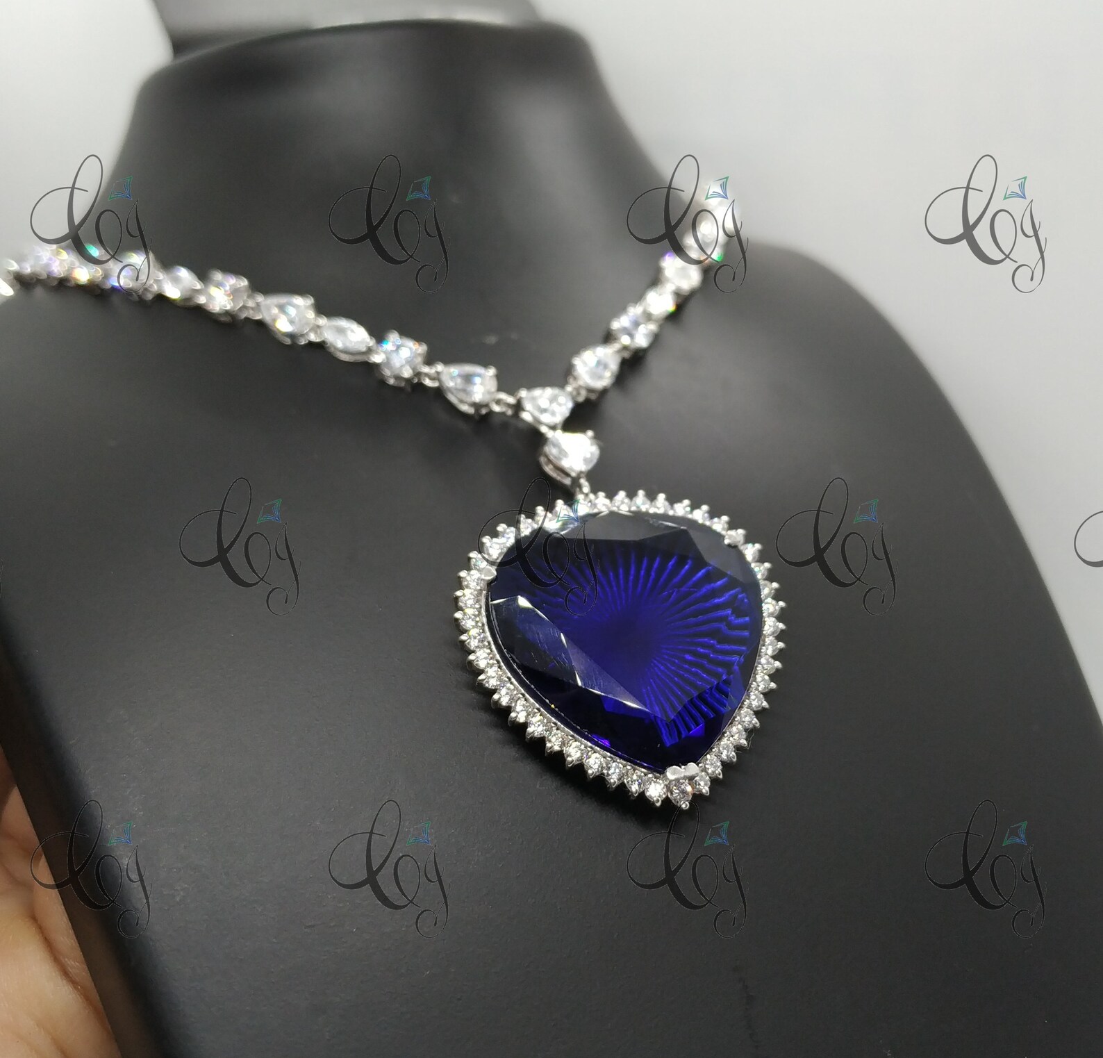 thumbnail image 2 of Titanic Heart Of The Ocean Pendant Necklace - White Star Line Collectible 2 of 6